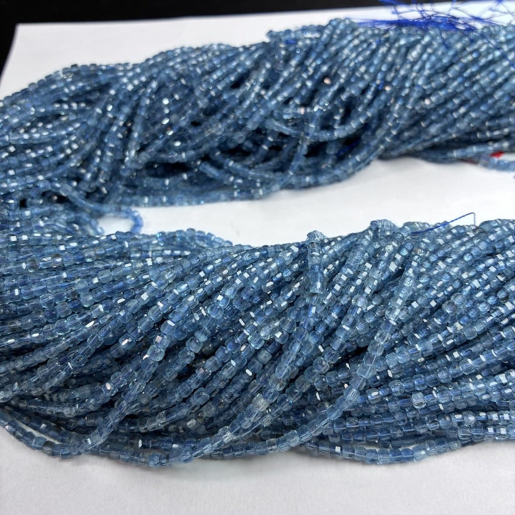 アクアマリン キューブ 青 2mm | K0056
