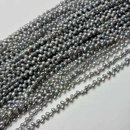 【凛とした美しさ】シックなグレーの輝き!可憐な蕾型の淡水パール(約3.7x3mm/39cm) | P0052
