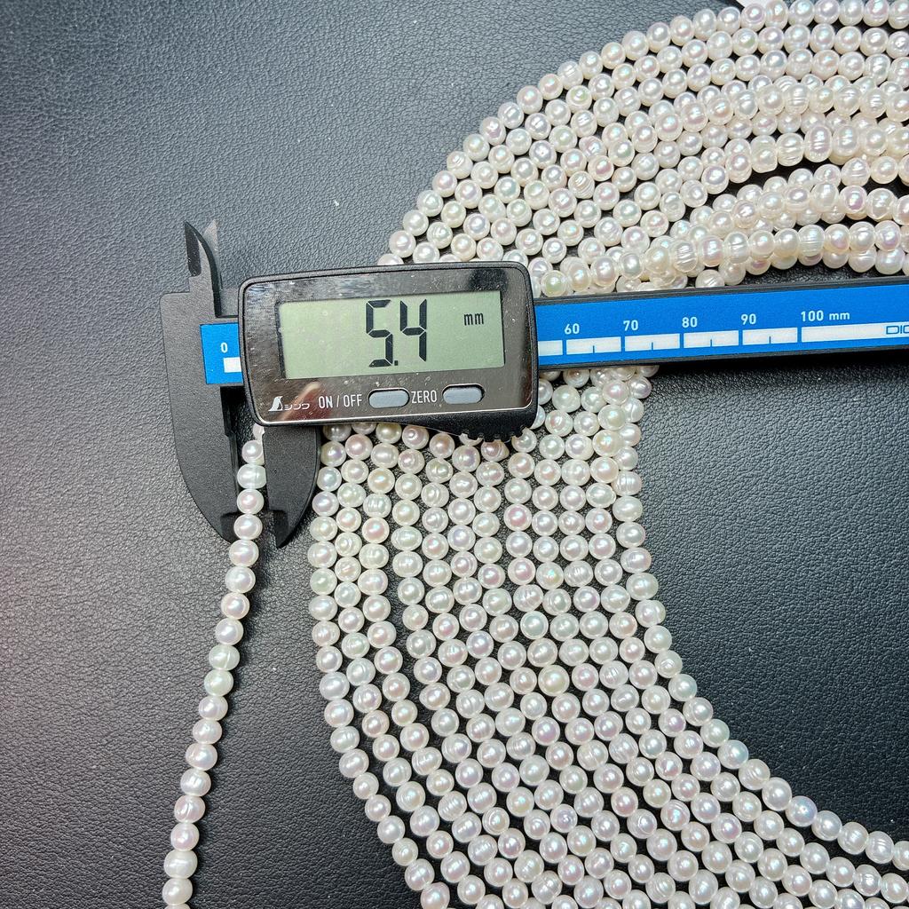 【日常に溶け込む上質な白】どんな装いにも映える約5x4.5mmポテト型淡水パール(39cm) | P0061